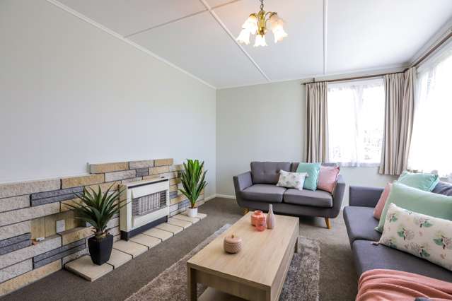 19 Queenwood Road Levin_3