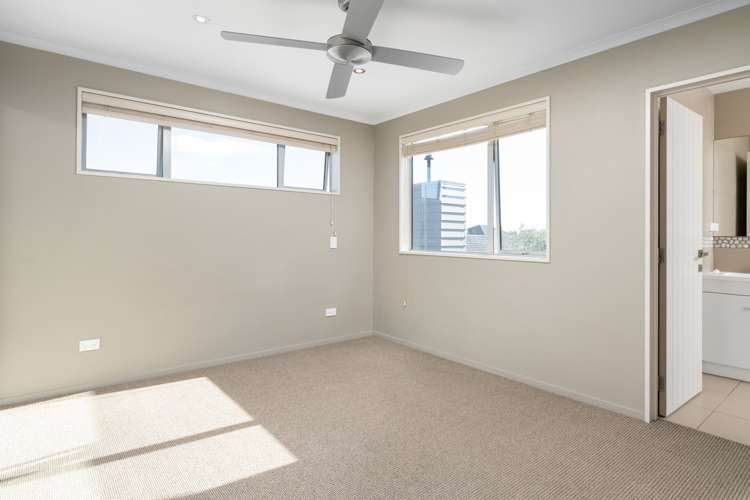 93 Redwood Street Redwoodtown_10