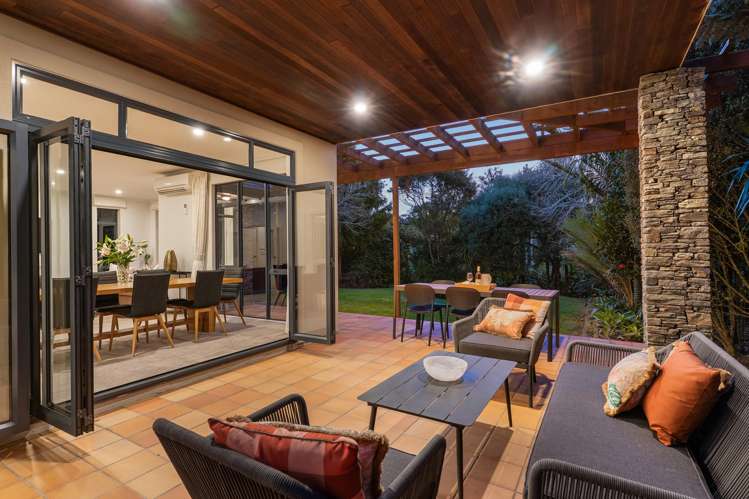 11 Churchouse Road Greenhithe_14