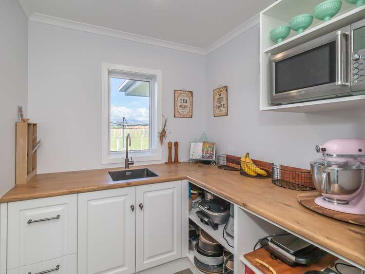 14 Mowhia Grove Waitarere_6