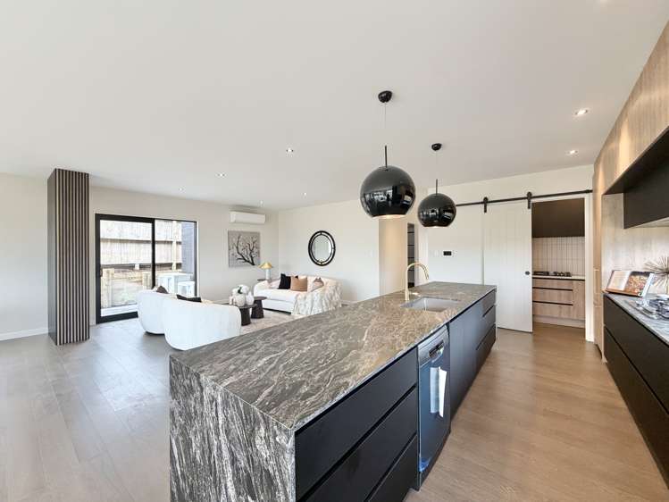 81 Skulander Crescent Millwater_6