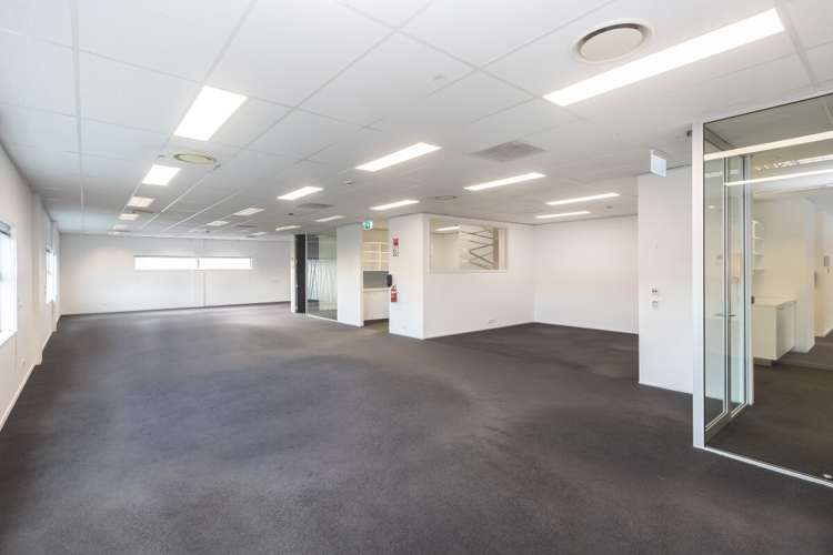 Unit 3, 2 Barry Hogan Place Riccarton_12