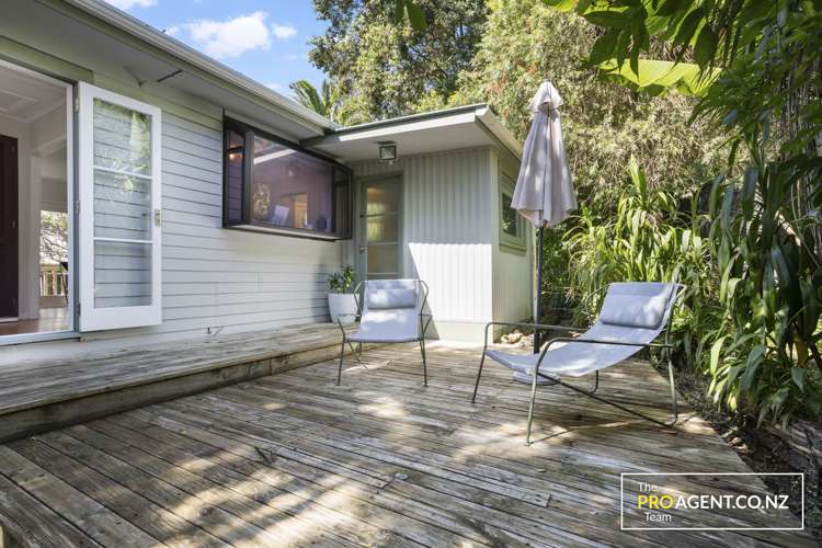 3a Western Road Laingholm_13