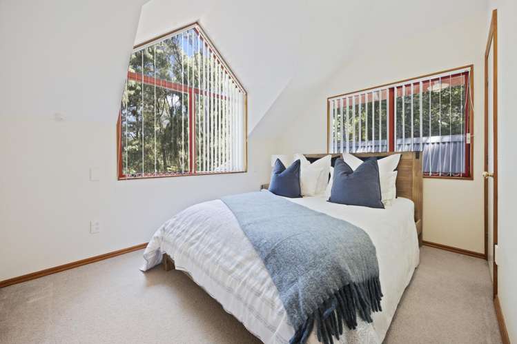 16 Kauri Loop Road Oratia_16