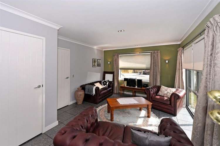 2 Lucy Murcott Place Stoke_23