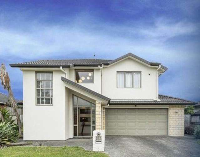 Convenient 5 Bedroom Family Home