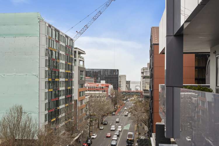 702/152 Hobson Street Auckland Central_11