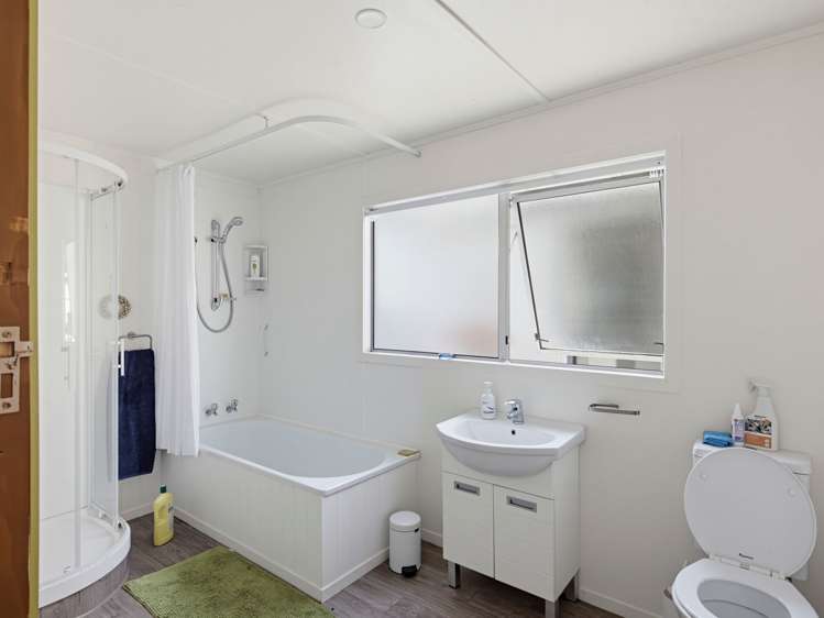 13 Torea Street_4