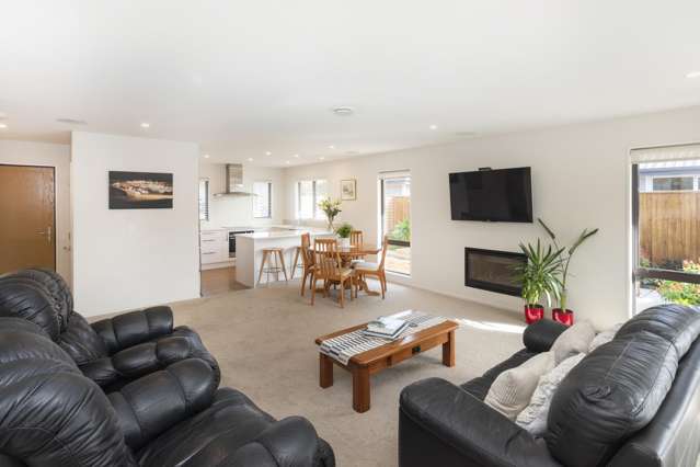 91 Carnaveron Drive Lincoln_1