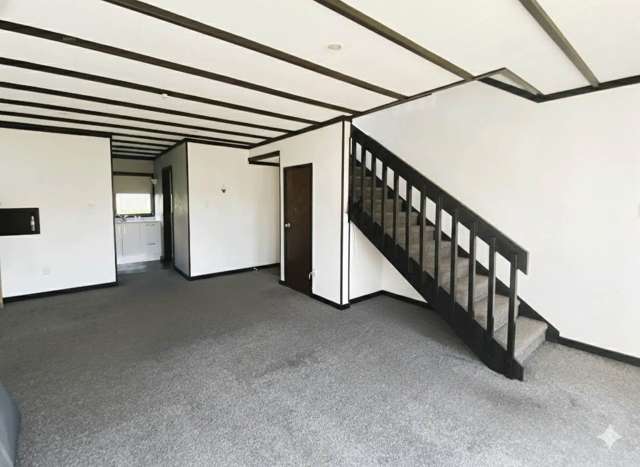 6/7 Koromiko Street New Lynn_1