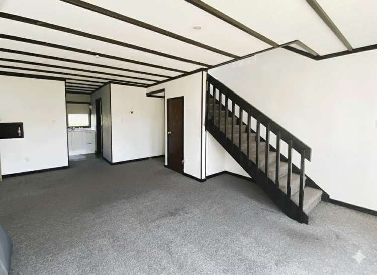 6/7 Koromiko Street New Lynn_1