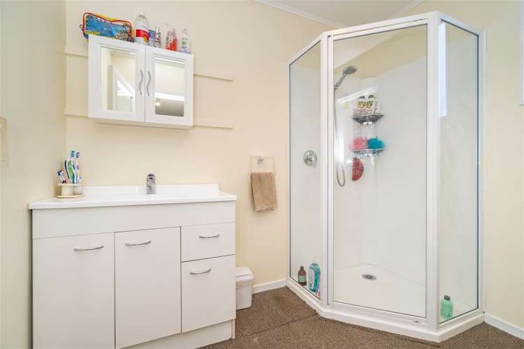 220 Union Street Milton_13