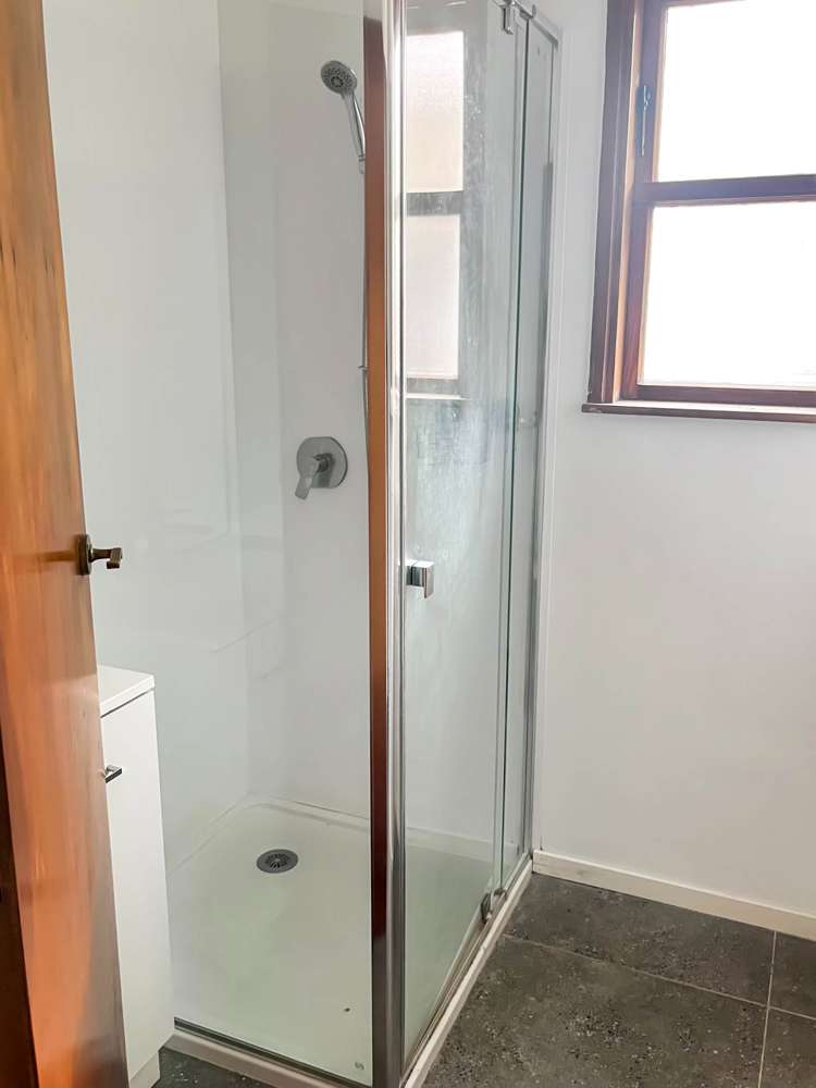 63 Dunkirk Road Panmure_13