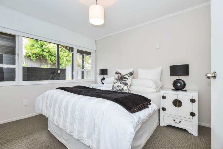 3 Tipene Place Meadowbank_11