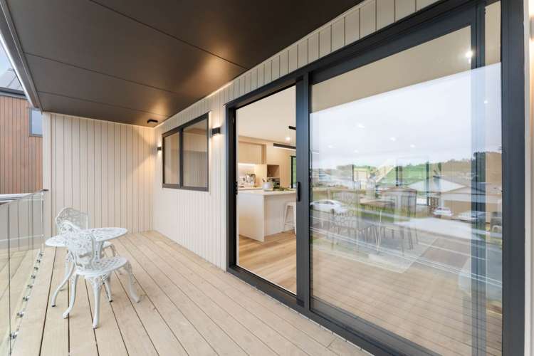 242E West Hoe Heights Orewa_8