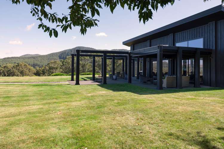 122 Hitiri Road Kinloch_12