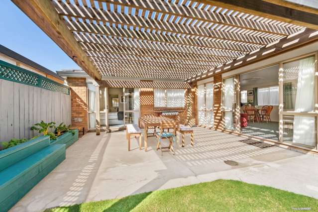 1B Charlenne Close Ranui_3