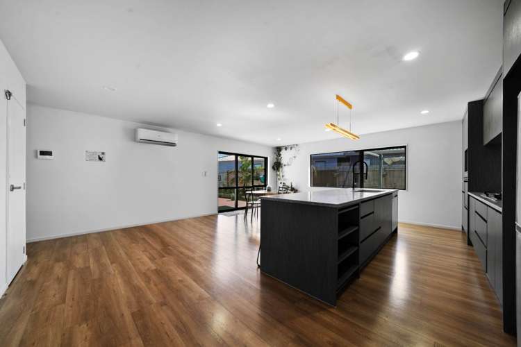 15 Opouatu Avenue Glenbrook_5