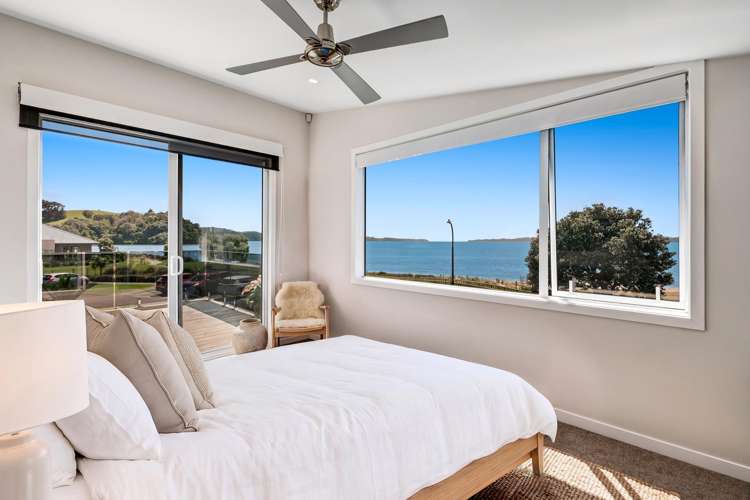 27 Schooner Avenue Snells Beach_10