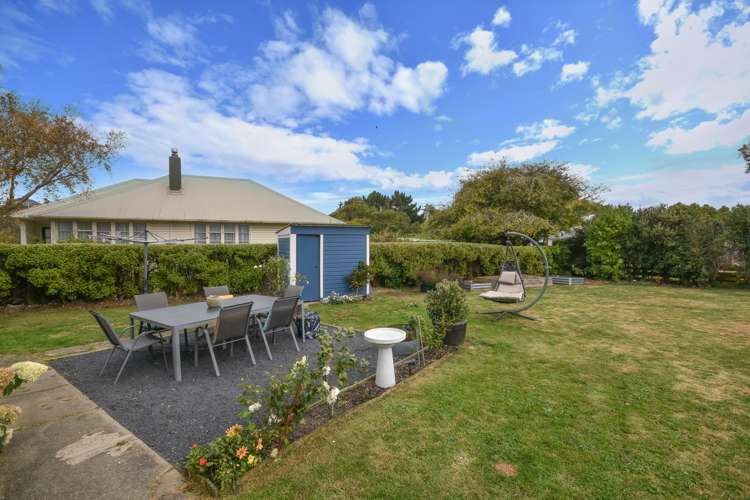 146 Riselaw Road Calton Hill_17