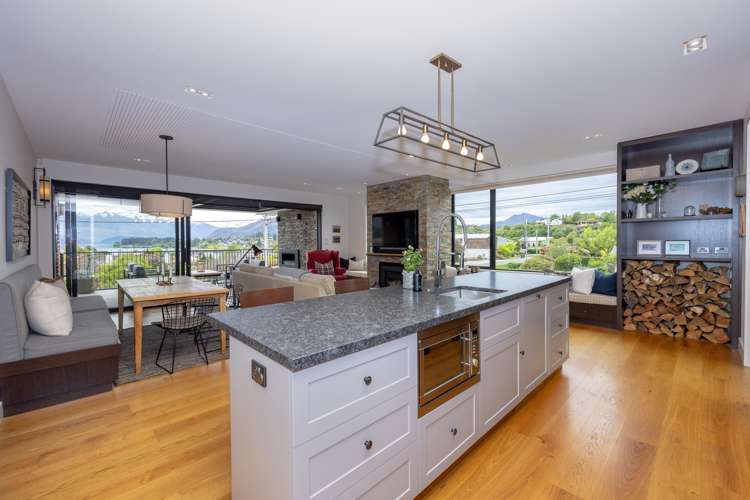 55 Dungarvon Street Wanaka_12