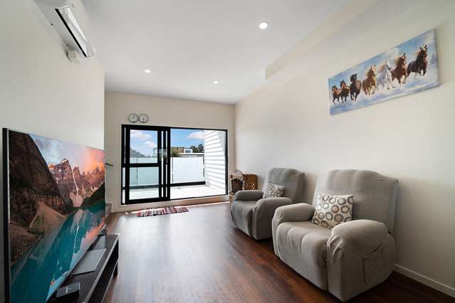 Modern Living in the Heart of Henderson