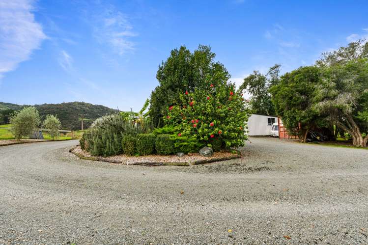 316 Mountain Road Maungaturoto_22