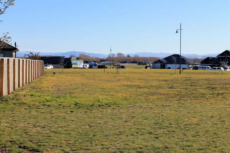 8 De Surville Way Pegasus_2