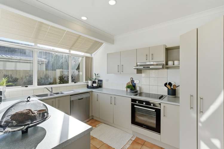 49 Bibiana Street_3