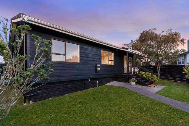 4/7 Vera Road Te Atatu South_3