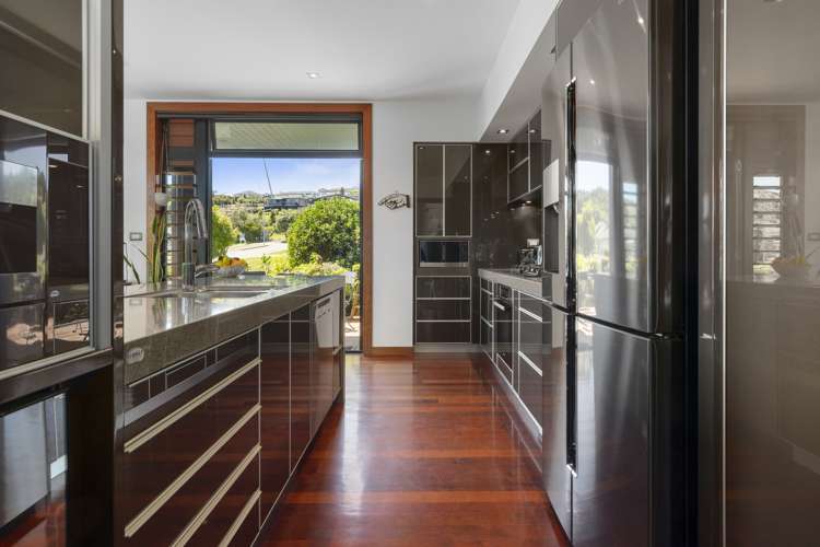 2 Caldera Close Pyes Pa_12