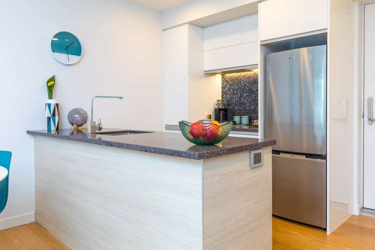 206/10 Lion Place Epsom_11