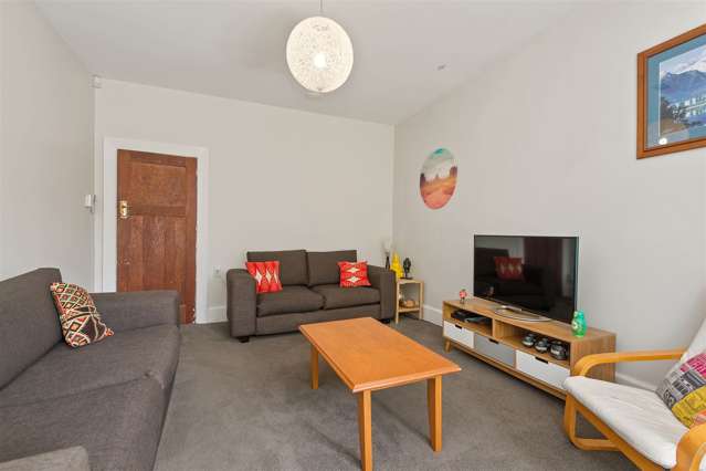 25 Clarendon Terrace Woolston_2