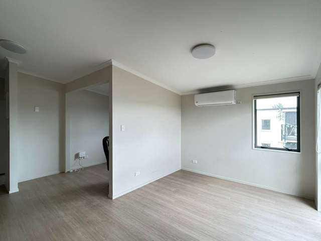 5/41B White Swan Road Mt Roskill_3