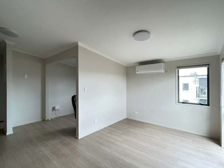 5/41B White Swan Road Mt Roskill_3