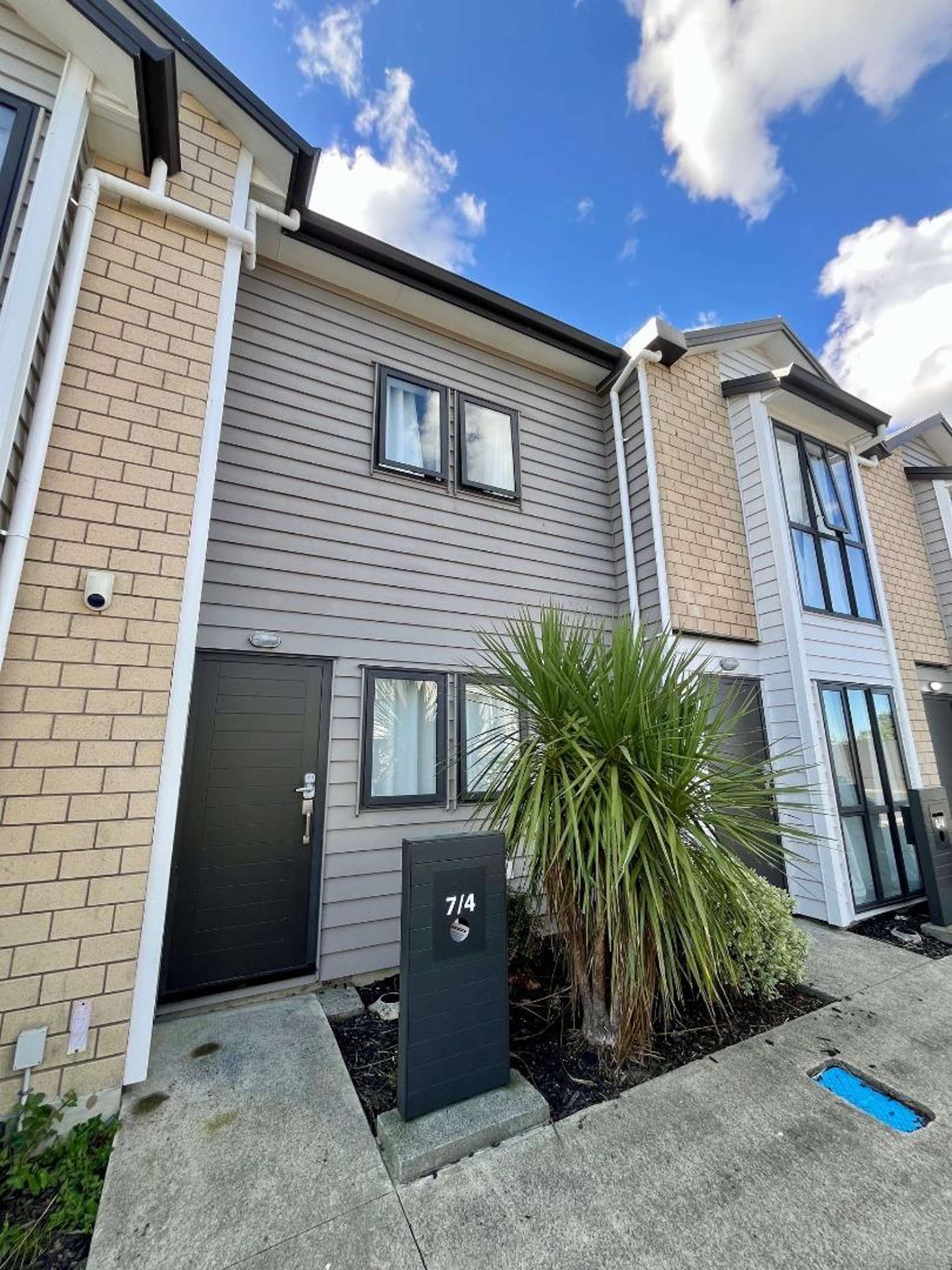 7/4 Wallson Crescent Wiri_0