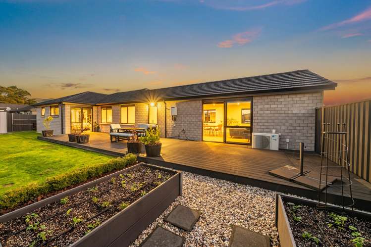 21 Te Kaeaea Crescent Wallaceville_24