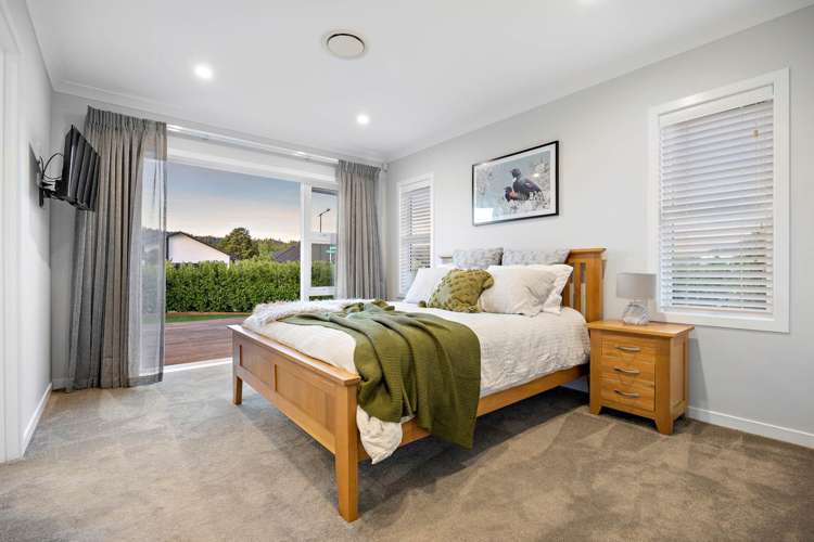 2 Fred White Drive Kumeu_22