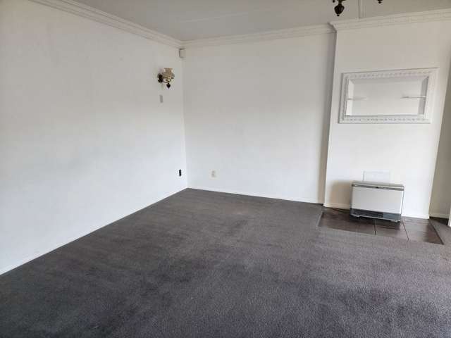 114 Wainuiomata Road Wainuiomata_4
