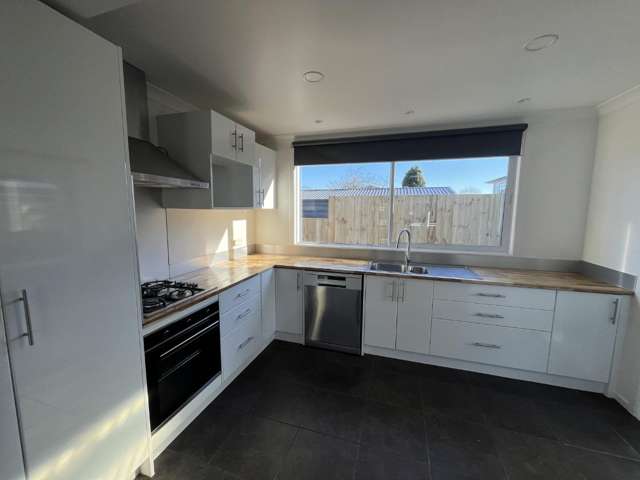 4 Dominion Road 1112_1