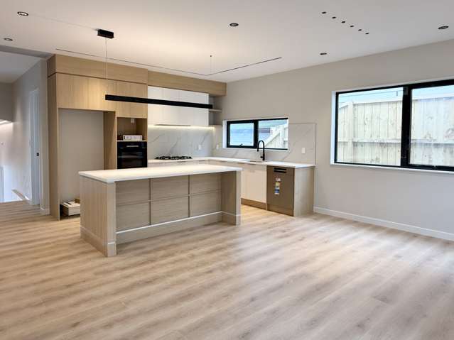 7 Whakairo Crescent Gulf Harbour_2