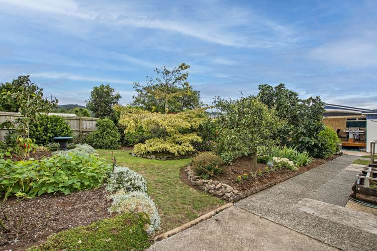 14 Kowhai Park Road Maunu_21