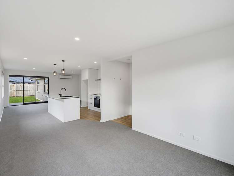38 Crossley Avenue_4