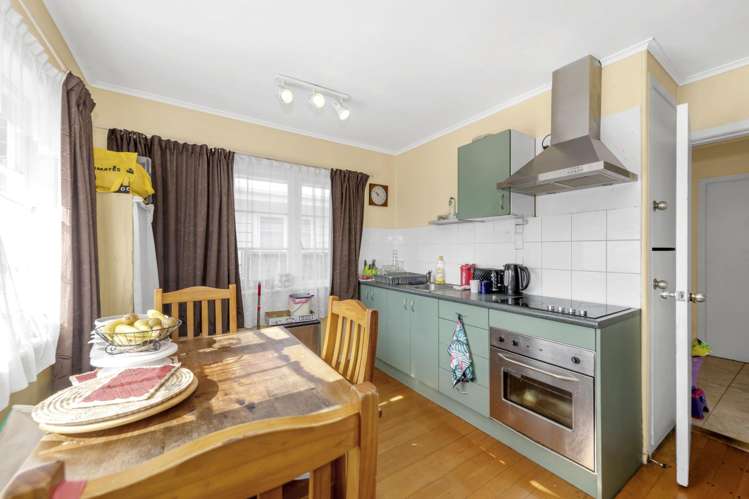 1 Robyn Place Mangere East_12