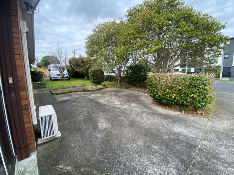 12/12 Ingram Street Papakura_11