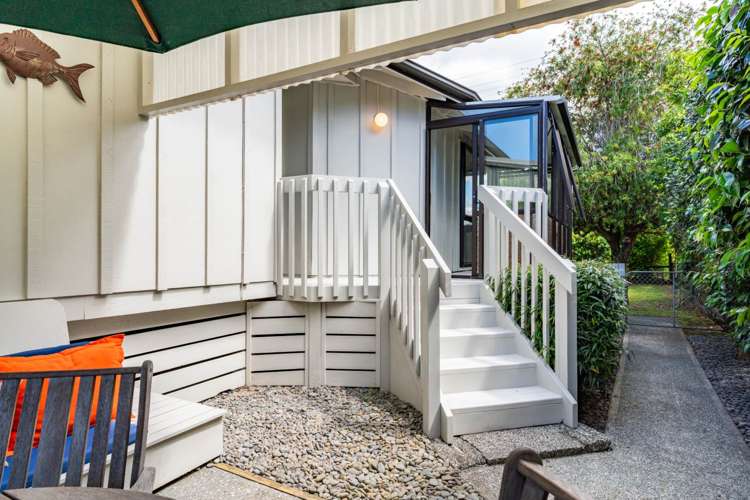 17 Pyle Road West One Tree Point_27