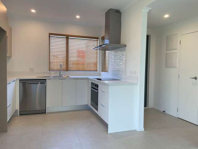 10E Titoki Street Te Atatu Peninsula_3