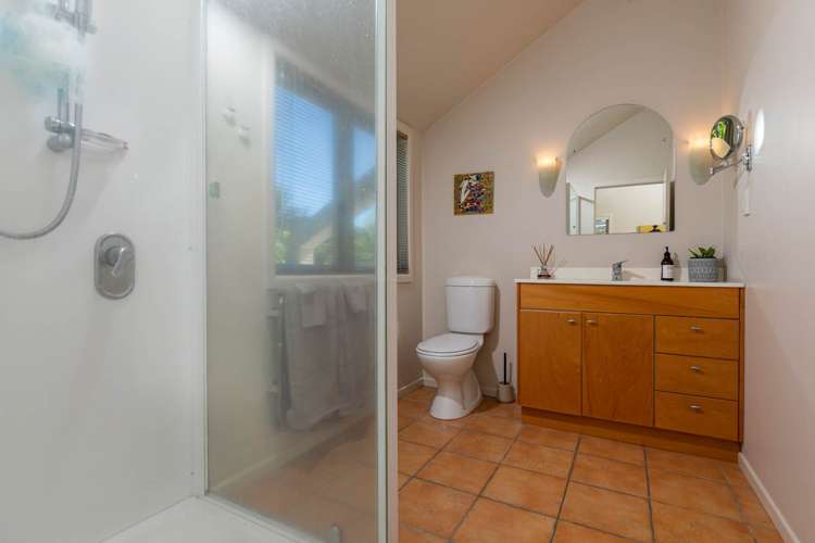 29 Lyons Avenue Murrays Bay_14