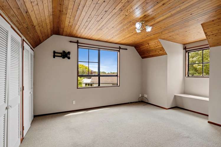 60 Solomon Ave Redwood_10