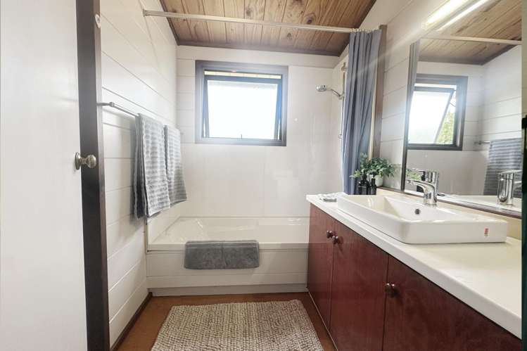 29 Harper Road Waimarama_7